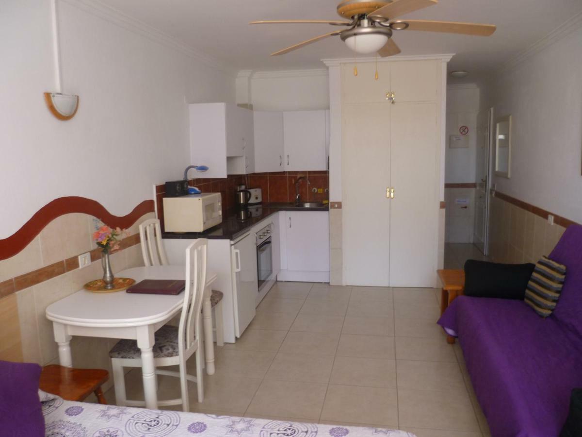 Elana Apartment With Free Wifi Costa Del Silencio Exterior photo